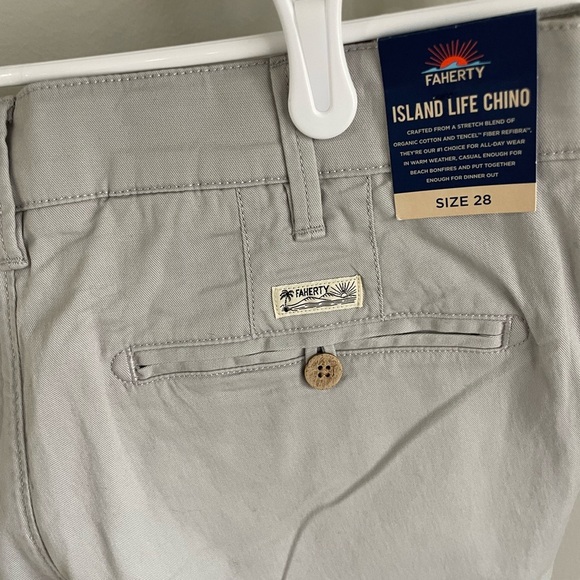 Faherty Island Life Men’s Chino Pants - Light Grey - Size 28 - Picture 11 of 12